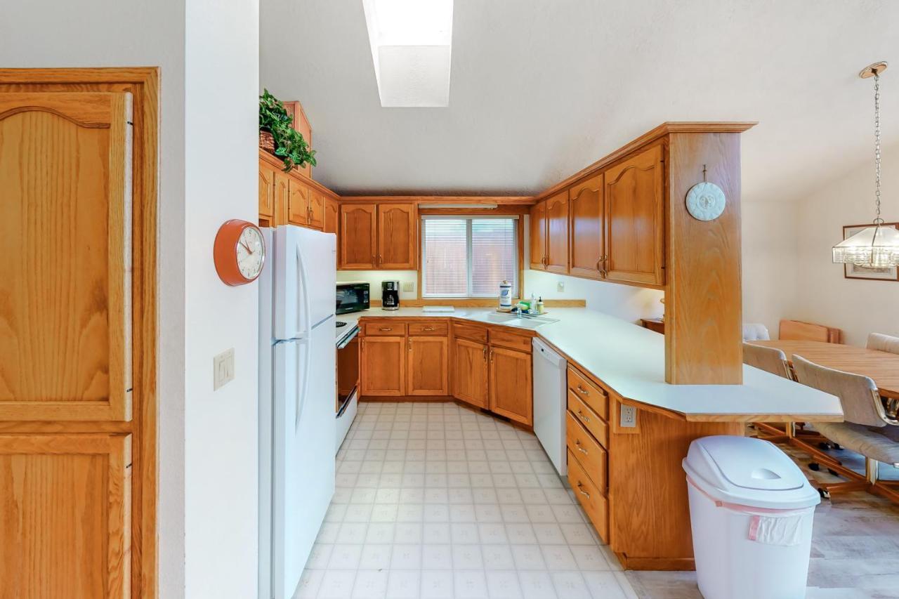 Captain Bill'S Beachhouse Lincoln City Esterno foto