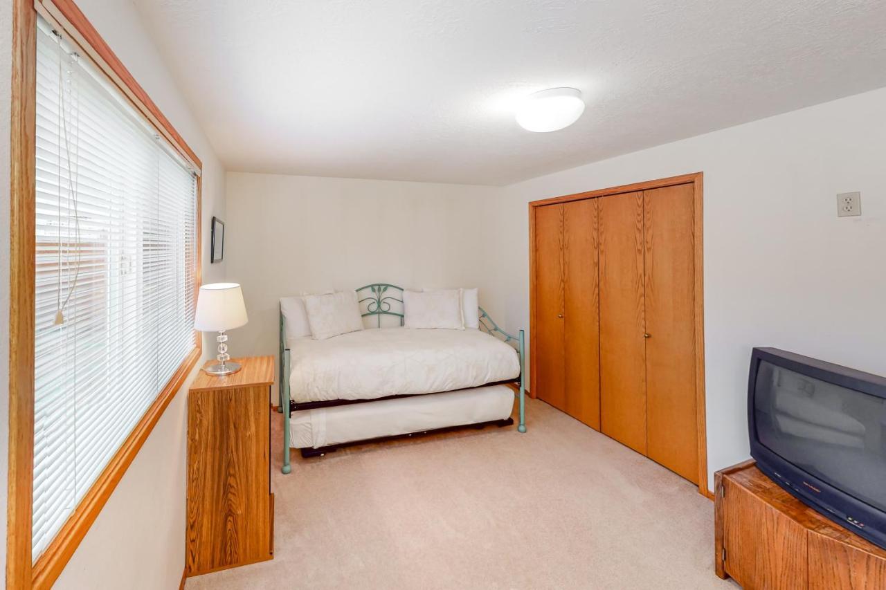 Captain Bill'S Beachhouse Lincoln City Esterno foto